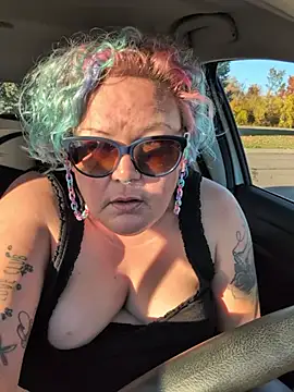 PotOfGreer - Public fun with your stoner gf