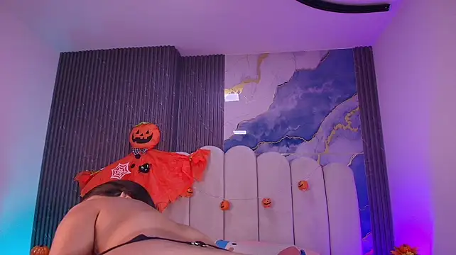 Hot_dione - Fuck pussy with dildo+domi in clit🥵