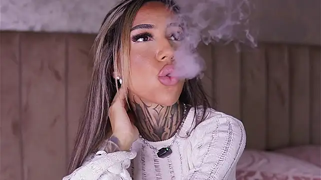 KatelynBelle - make me wettt