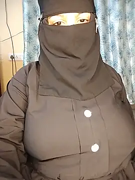 Tere_naseeb - Remove burqa