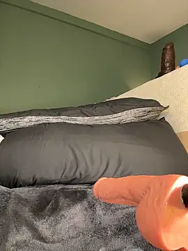 LatinaLia - RIDE BIGGEST DILDO