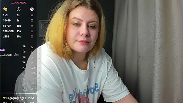 MariaStuart - tease with tongue