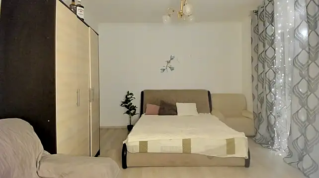 PlayfulDaisy - Oil ass and twerk 🥵