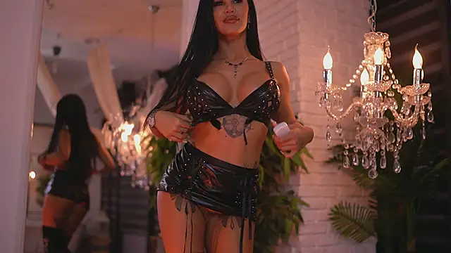 Gallienne_Gold - Cowgirl needs a ride 🤠