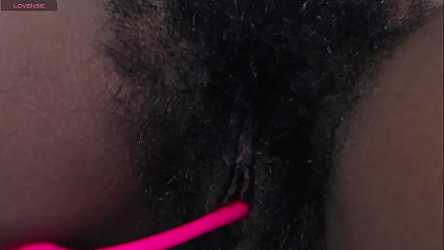 ItsVenuss - 3 fingers in my ass