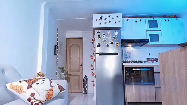 DannaHyde - Oil show and twerk naked😍🤠😋🎃💦🙈😈🔥