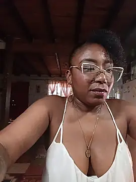 ChanneldelaCroix - SALIVA BOOBS💦