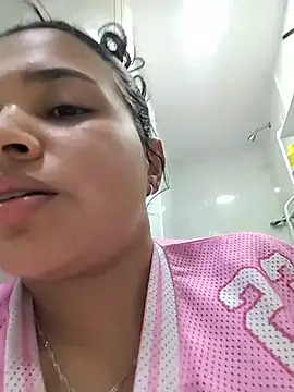 Eimy-04 - IN GYM BATHROOM SHORT OFF & PLAY PUSSY