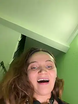 TheYourL - Naked on the stairs 😱😱😱