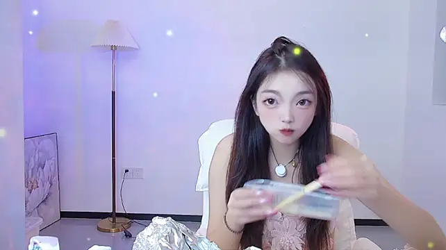 Lili-6677 - 性感舞蹈+精油揉胸