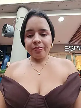 Julieth_hot-69 - Lush on My ass😈🍑 make me warm up