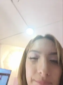 KikiiLove - oil tits