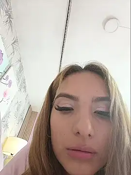 KikiiLove - oil tits
