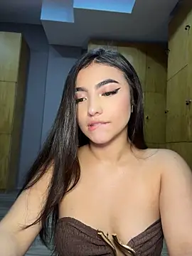 Valentina-gomezz - FULL NAKED IN THE MALL + FINGER IN PUSSY
