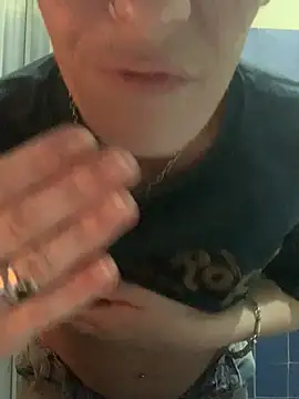 La_morena_guappa - Culetto senza perizoma