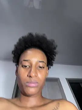 MiaYnicol12 - Masturbation 💦😈
