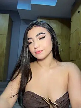 Valentina-gomezz - FULL NAKED IN THE MALL + FINGER IN PUSSY