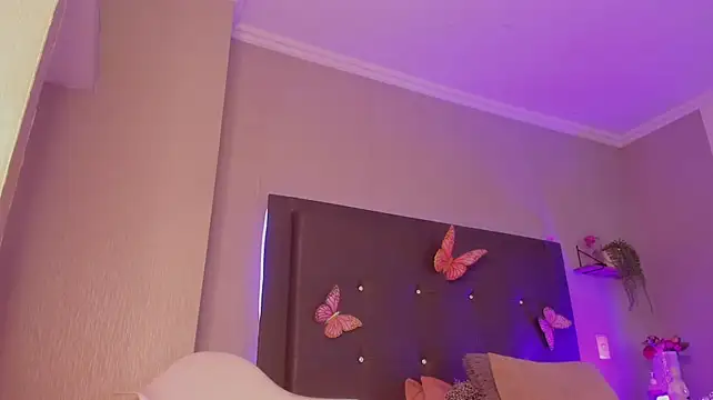 Emma_lye - 🍑🔥ride torso🍑🔥