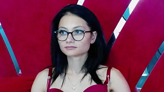 MayaLeey - Last tipper gets 5 min of lush control