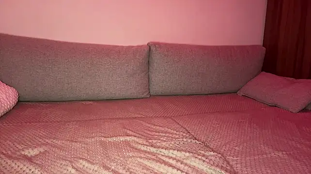 Mia_aim