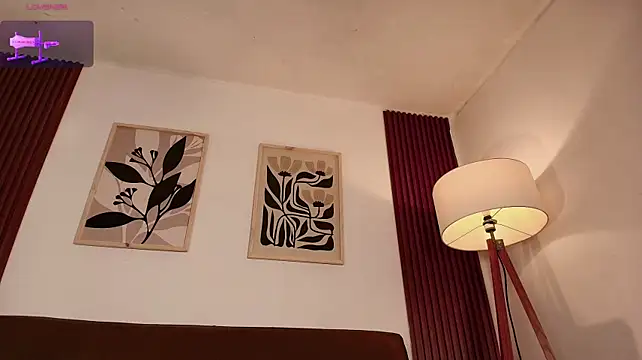 Hilaryebony_ - fuck my ass with a finger