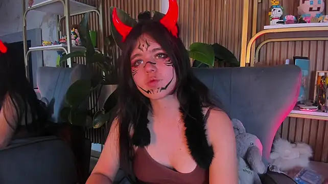 Cheese_Blue - sexy devil dance