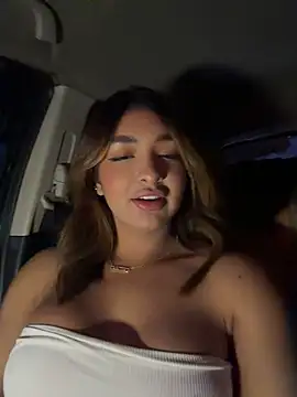 Jenn_fit - DOUBLE BLOWJOB WITH DILDO (TWO GIRLS)