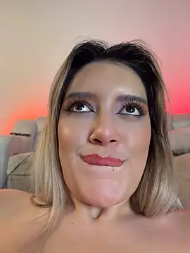 EliseColeman - DOMI INSIDE DEEP + FINGER IN ASS