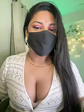 Indian_queen007 - show nude ass