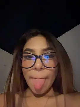 Amira_cute2 - masturbation/ 2 fingers inside