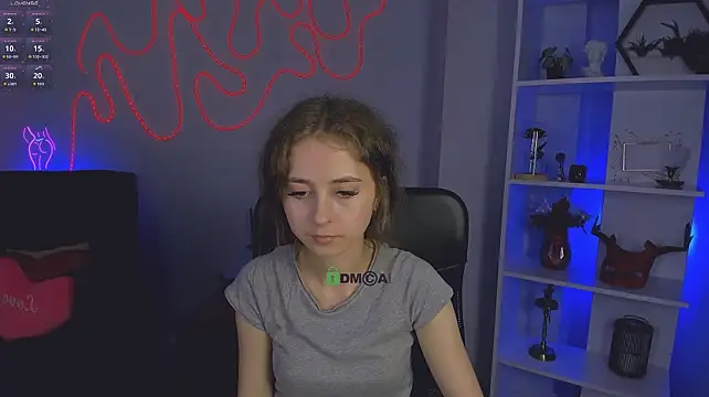 Rebecca_smile - hondbra