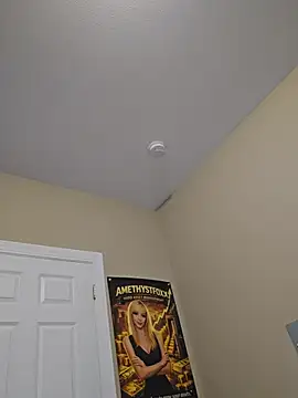 AmethystFoxx - Lotion body and make it look like cum