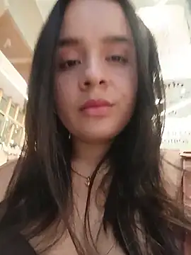 Julieth_hot-69 - Lush on My ass😈🍑 make me warm up