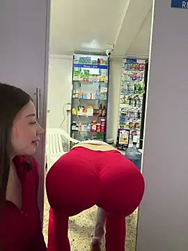 Roouse - Sofia licks Rouse's nipple