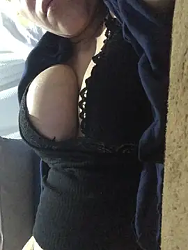 AlevNaz - Göğüs aç