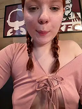 Freaky__Nikki - pourout fake cum on my pussy & orgasm