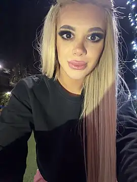 AlyssaFoxx_ - 🔥REMOVE PANTS COMPLETELY🔥