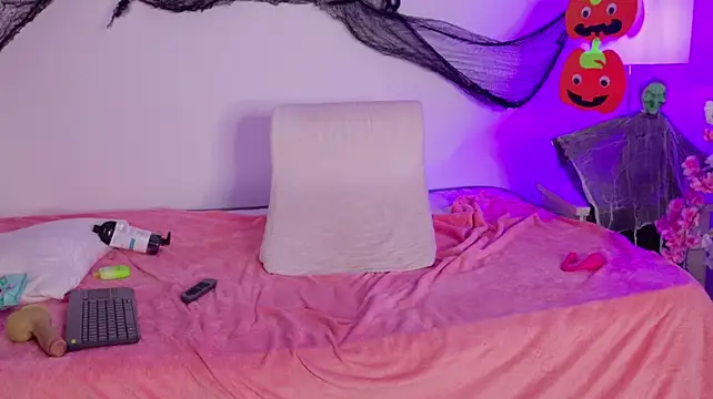 hellzel_moon