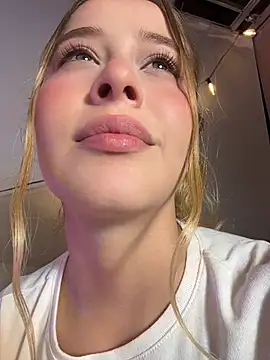 Ema-Vega - Fuck me... I want to feel you inside✨🤤