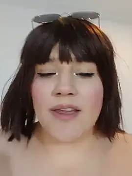 ItsNaiixa - SIT ON YOUR FACE NAKED + FINGER PUSSY😈