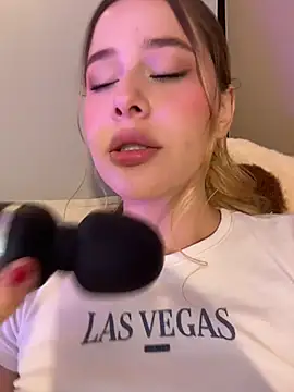 Ema-Vega - Fuck me... I want to feel you inside✨🤤
