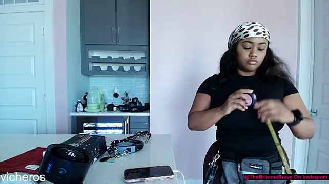 BriannaBrave - Twerk