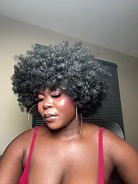 WomanNextdoor1 - Make this pussy scream 🙀 🍑💦daddy