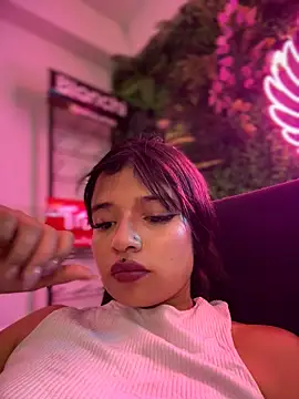 Jennifer_LS - Bounce boobs 🍒