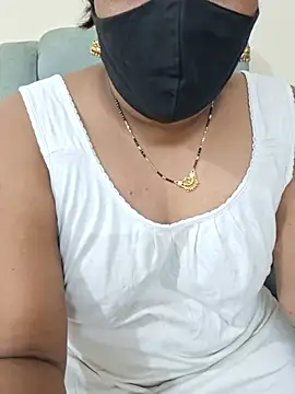 Sujuta_telugu - Ice on boobs