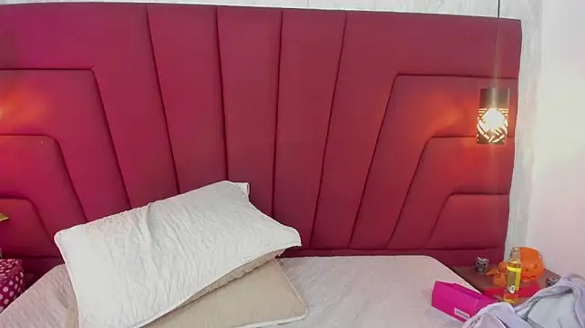 Maya_curvy_ - Please Oil my tits 😈😈
