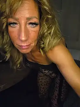 NoraBluee - Massage pussy in penties 🔥