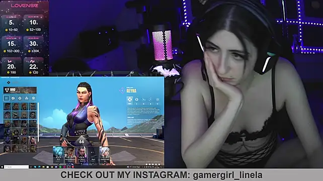 Gamergirl-Linela - LT Gets Oil On Boobs Video