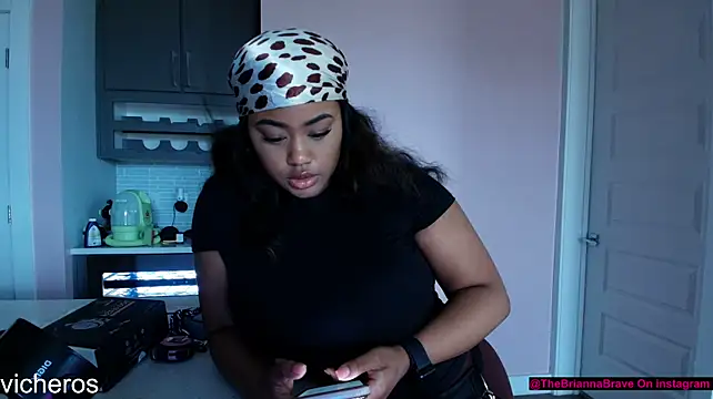 BriannaBrave - Twerk