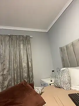 Amberr_Roose
